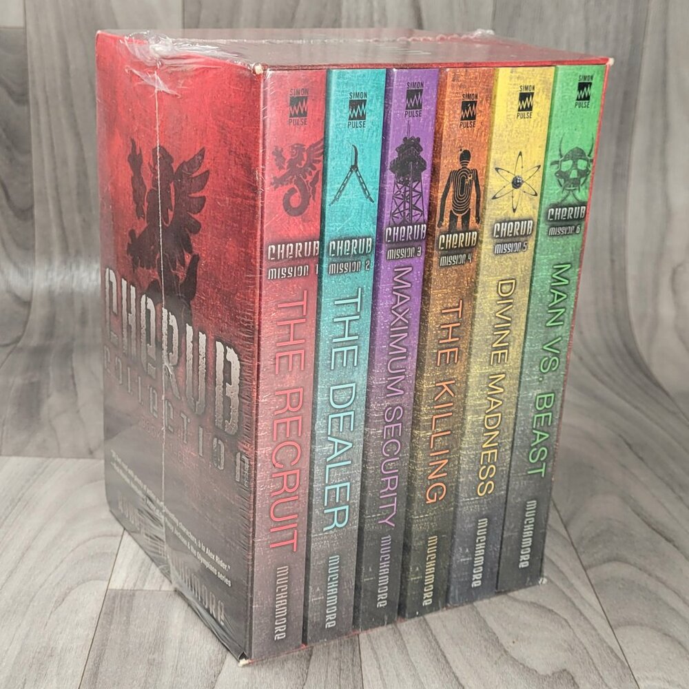 CHERUB Collection Books 1–6 Robert Muchamore Paperback